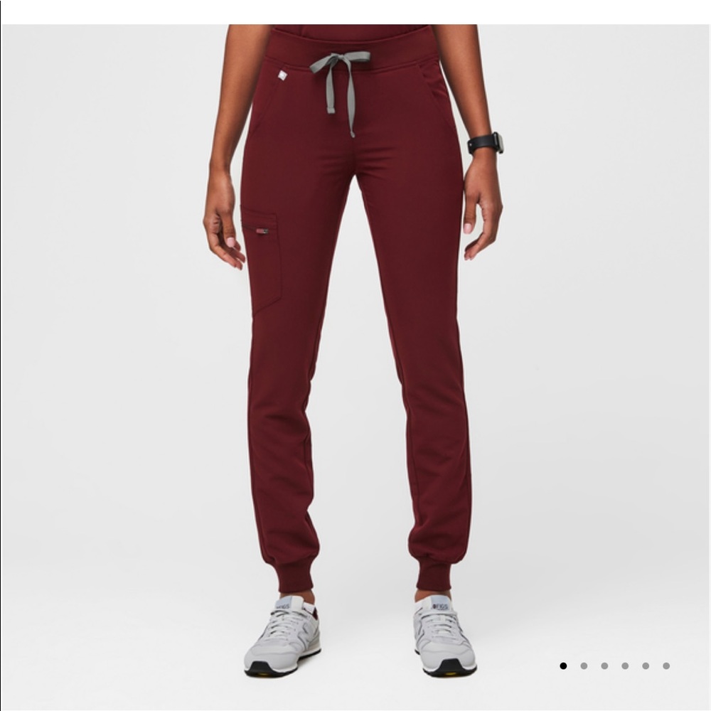Size small bottoms size XS top burgundy figs scrubs